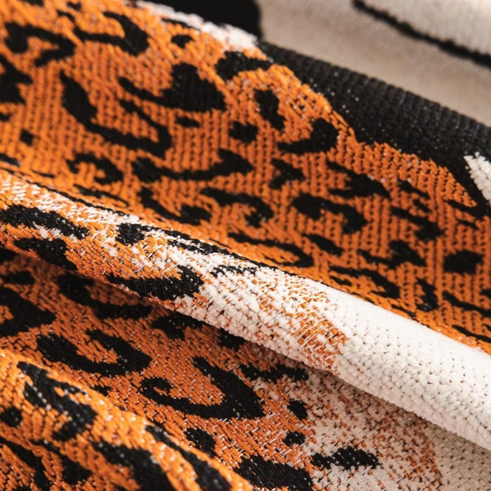 Skanto | Savara Leopard Sofa Kastteppe