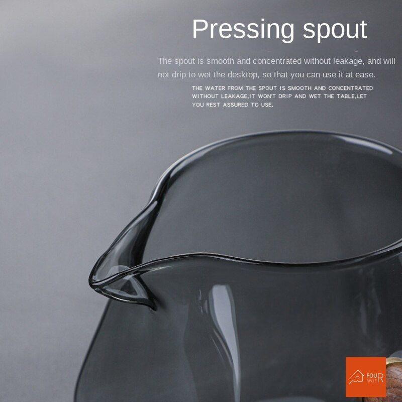 Norvo | Japansk Glass Teapot med Trehåndtak, Koke Teapot, Elektrisk Keramisk Komfyr, Te Maker, Høy- Kvalitets Te Set, Varmebestandig Teapot, 700 ml