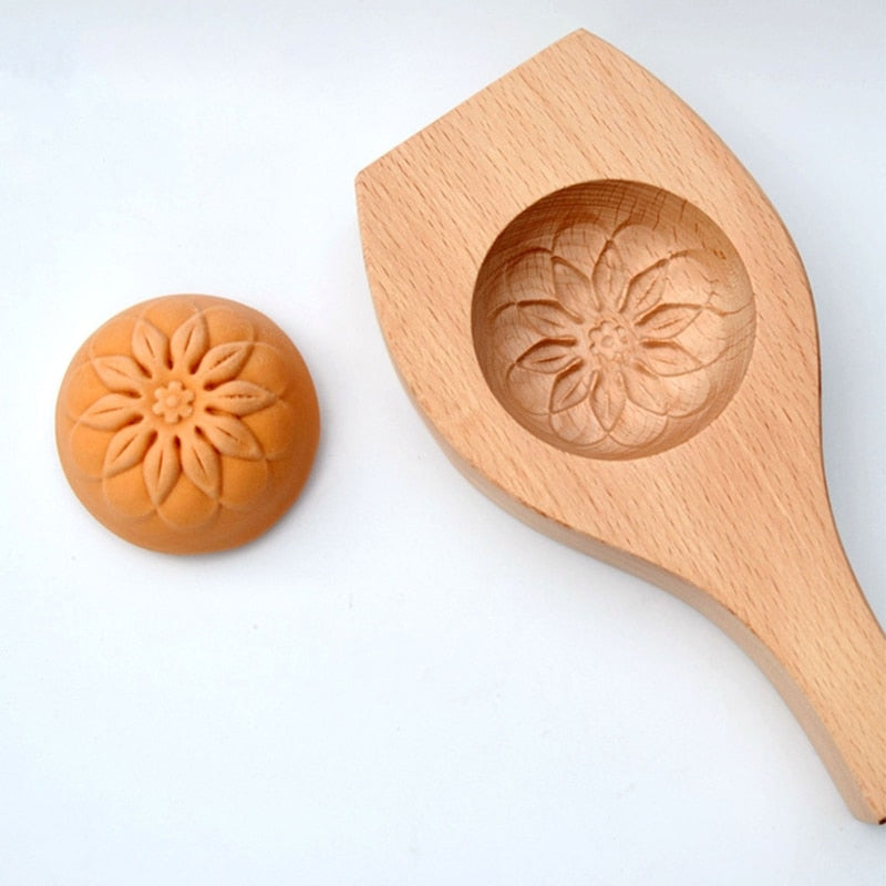 Skanto | Tre Moon Dumpling Maker Mold