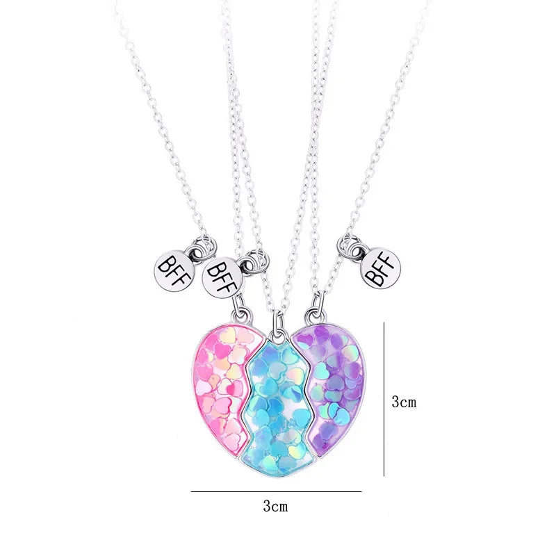 Skanto | Magnetic Peach Broken Heart Necklace