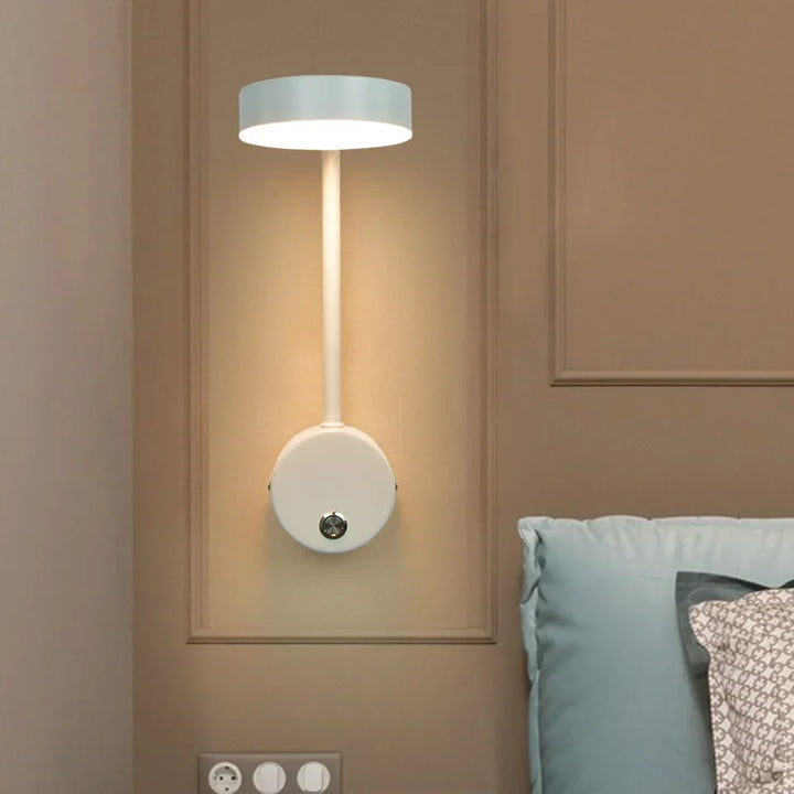 NordicGlow - Justerbar LED Vegglampe for Moderne Interiør Skanto