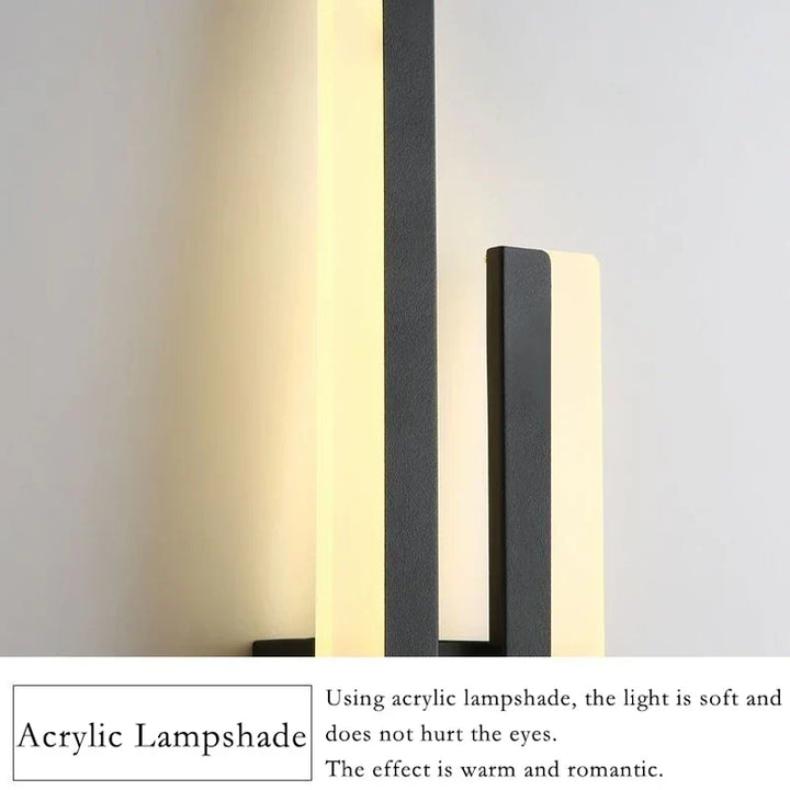 Skanto | Moderne LED Vegglampe: Svart/Gull Akryl Romdekorasjonslys