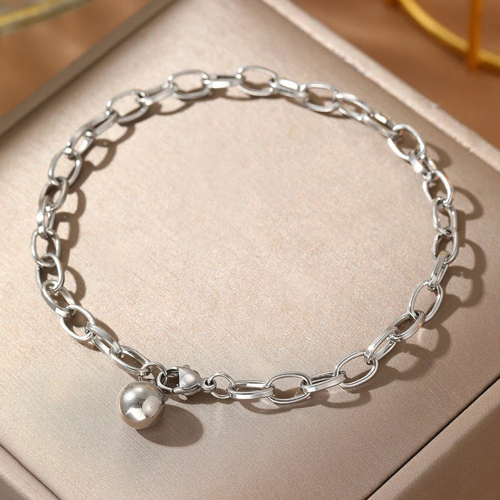 Skanto | Chunky Paperclip Quaste Ball Armbånd