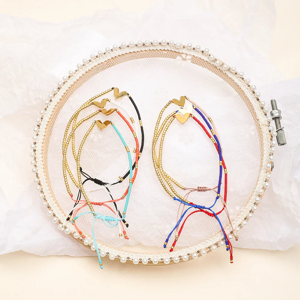 Skanto | Justerbar Delikat Perle Flatt Hjerte Armbånd