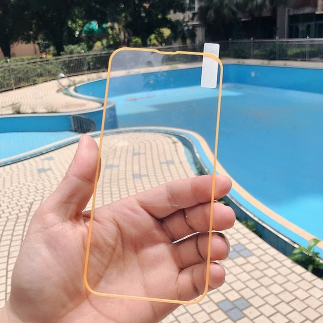Skanto | Full Cover Luminous Tempered Glass iPhone Skjermbeskytter