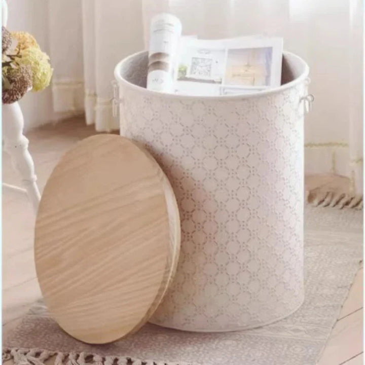 Skanto | Fransk Sidebord laget av Jern med Oppbevaringskurv Plassbesparende Design