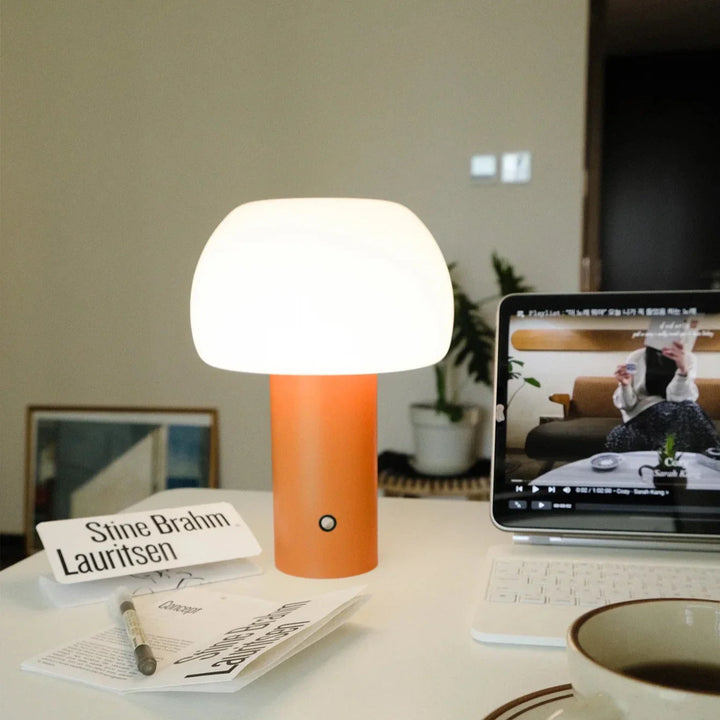 StyleLamp – Bærbar LED Bordlampe for Ambient Belysning Skanto