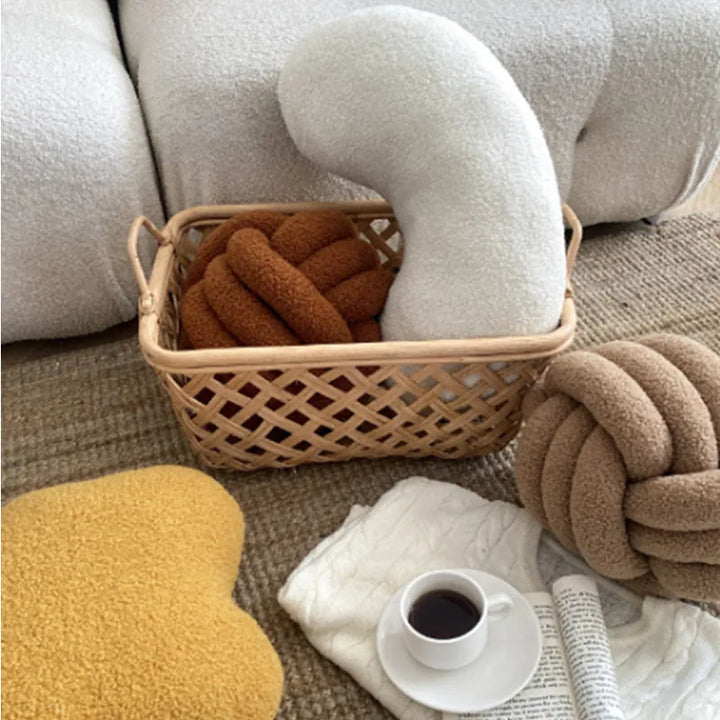 Nordic Bouclé Abstrakt Putefor – Minimalistisk Plysjpute | Skanto