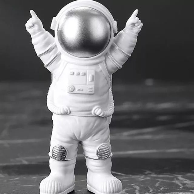 Skanto | Harpiks Astronaut Figur Statue Rom Reisende Skulptur Utdanningsleketøy Skrivebordsdekorasjon Astronaut Modell For Barn Gave