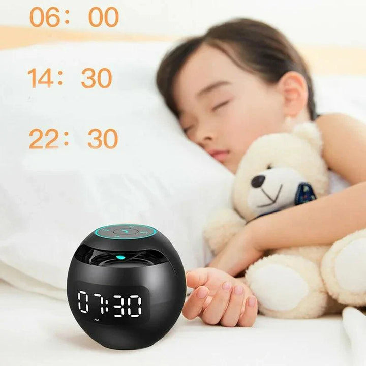 Skanto | Ball Høyttaler Vekkerklokke | Bluetooth 5.0 | LED Nattlys | 2200 mAh Batteri