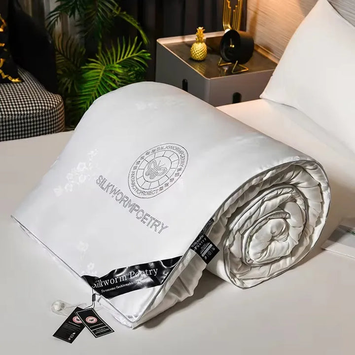 Skanto | Luksuriøst Vinter Dyne laget av 100% Mulberry Silke
