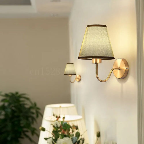 Skanto | RusticGlow - Vegglampe av Stoff i Amerikansk Stil