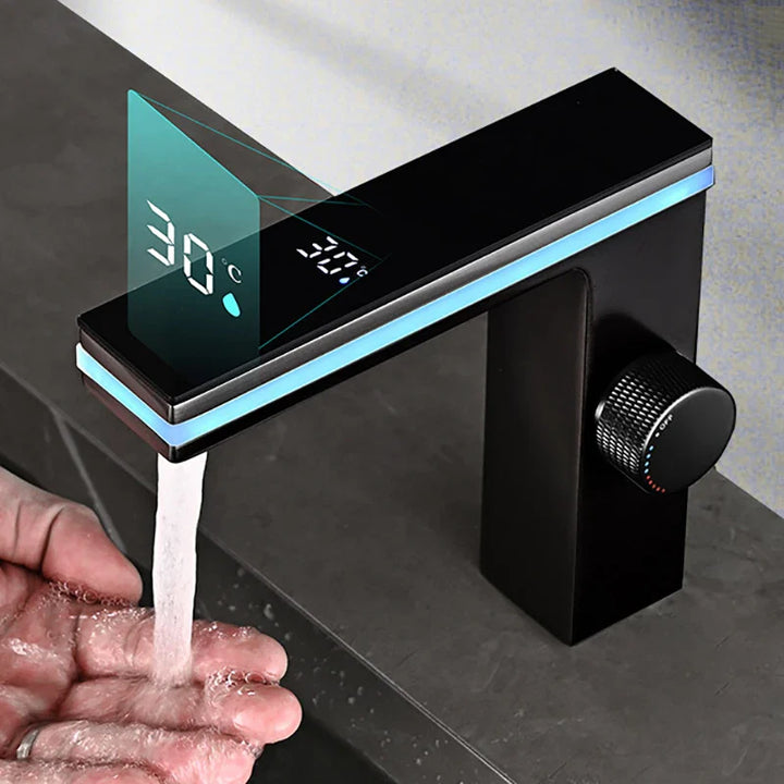 Skanto | LED Kran med Digital Temperaturskjerm og Varme-Kald Blanding Funksjon