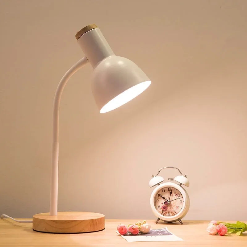 Skanto | Høst og vinter belysning | Nordisk kreativt trekunst jern LED skrivebordslampe - Moxie