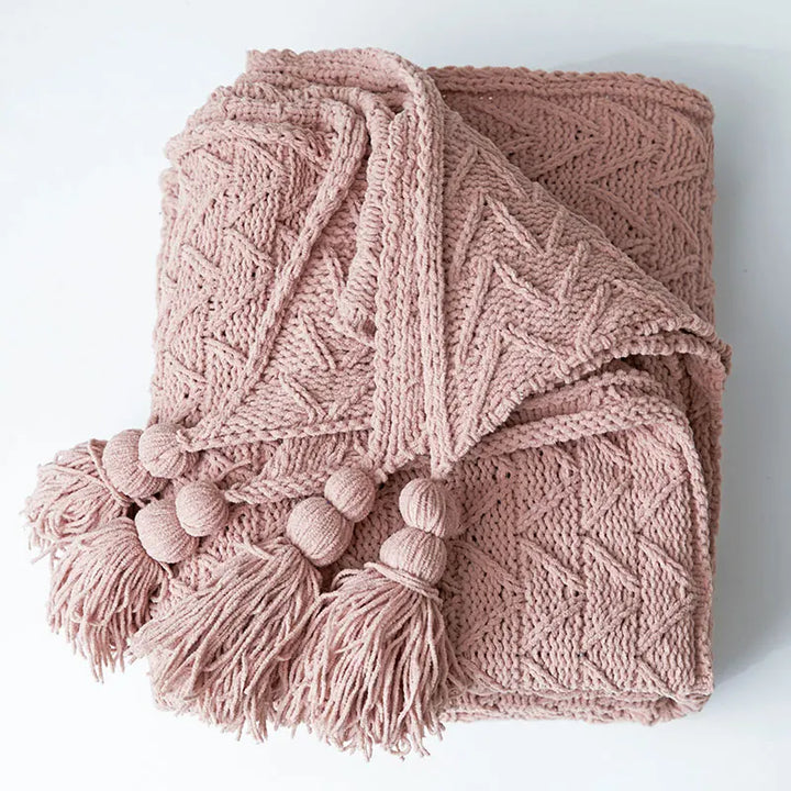 HeartCozy Blanket – Luxe Chenille Blanket with Heart Fringes Skanto