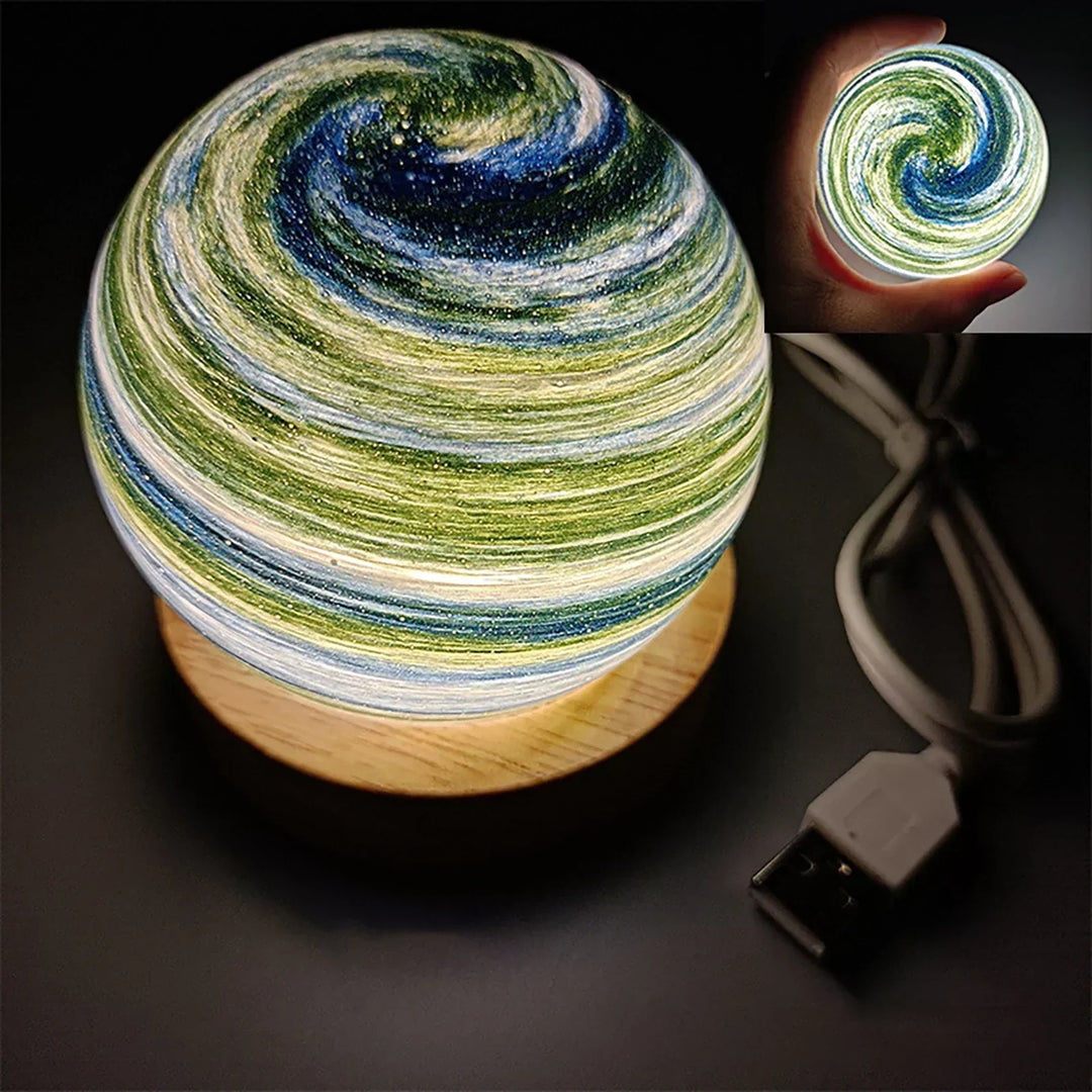Skanto | CosmicGlow - Mini nattlamper 3D - soldekorasjon LED - galakse stemning