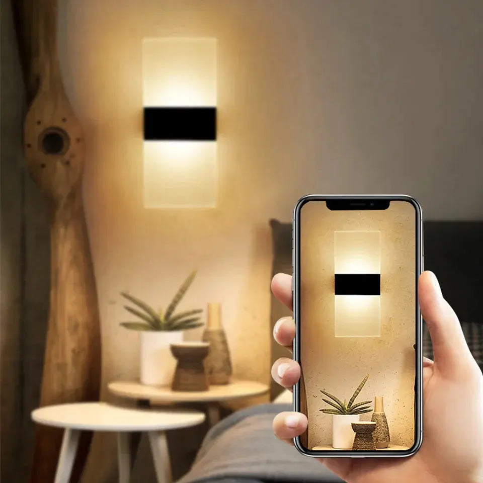 Skanto | Éclatante - Berøringspanel Vegglampe USB-oppladbar