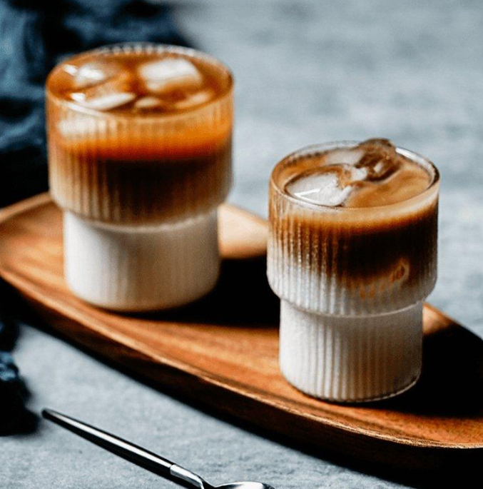 Skanto | Ribbet Glass Iskaffe & Te Krus