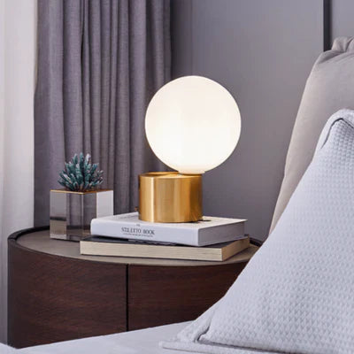 Tilted Globe Light Skanto