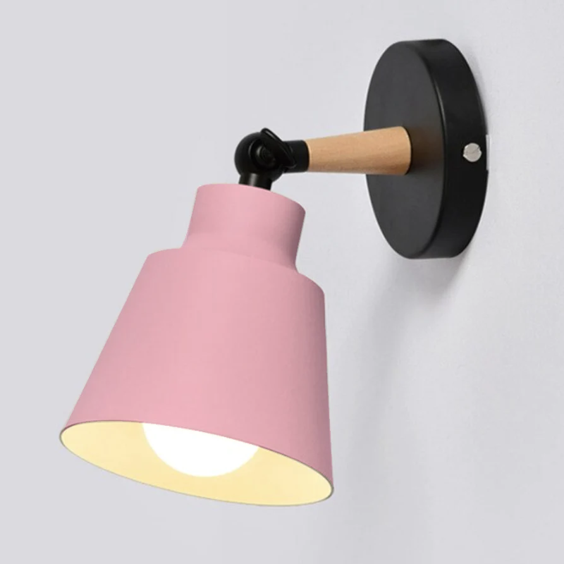 Skanto | RoyaleGlow Sleek Modern Wood Wall Lamp - Moderne Hjemmelys