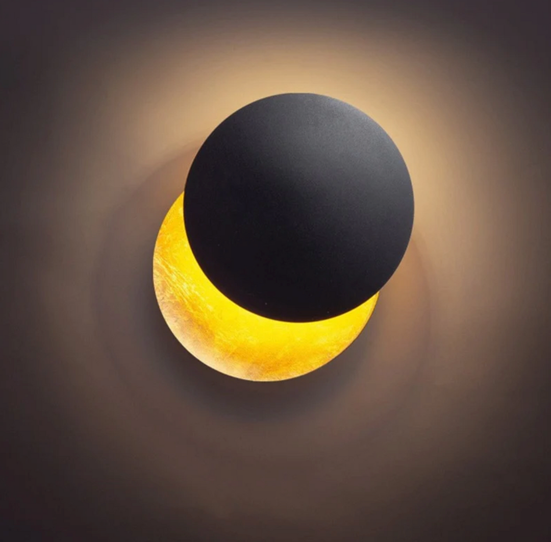 Solar Eclipse Vegglampe | Skanto