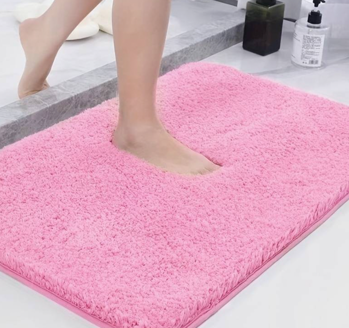 Tykk mikrofiber badematte - Myk, absorberende, sklisikker - Perfekt for bad og soverom | Skanto
