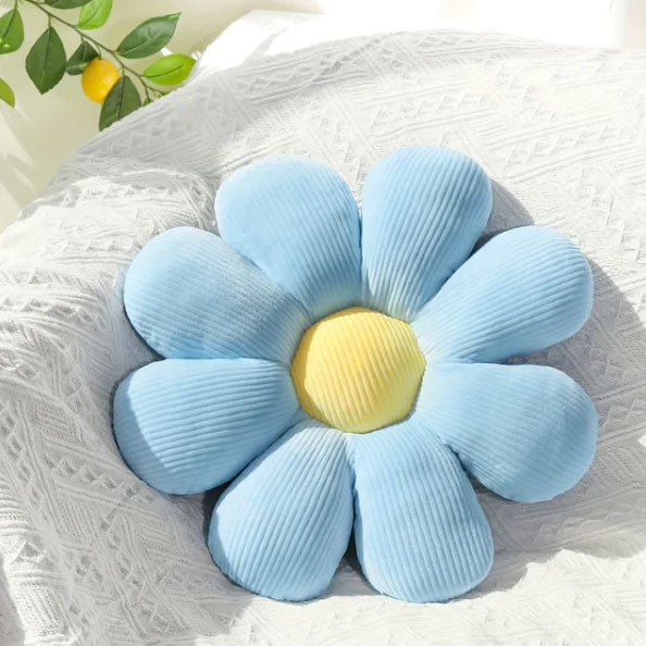 Daisy Plush Cushion | Skanto