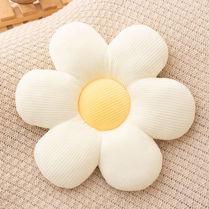 Daisy Plush Cushion | Skanto