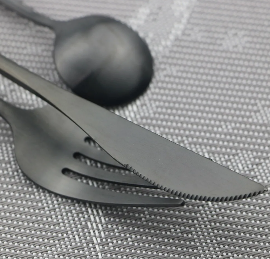 Norvo | Minimalistisk Bestikk 36 Stykker I Rustfritt Stål: Eleganse Og Holdbarhet