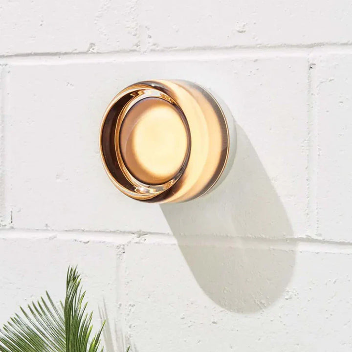 Skanto | Elegant Veggbelysning med Myk Belysning og Moderne Design