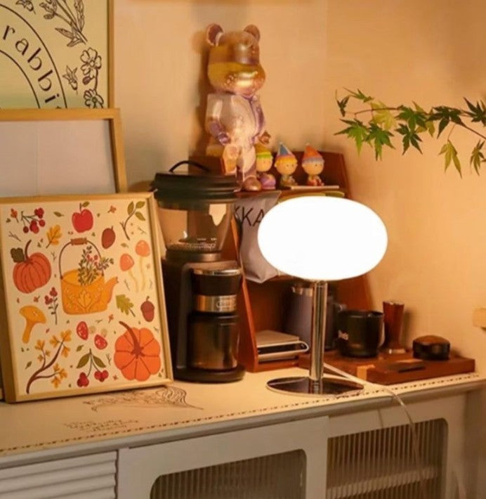 SérénitéMagique - Elegant beige bordlampe for stemningsbelysning Skanto