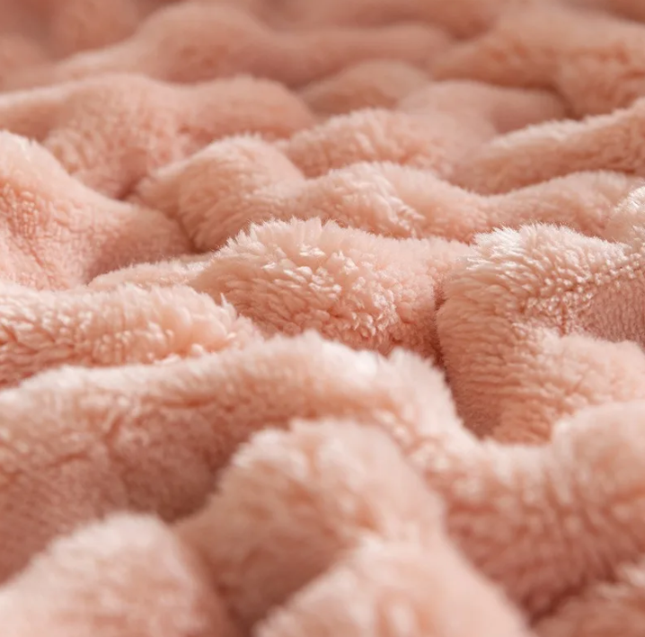 Skanto | Luksus Fleece Teppet med Bobletekstur