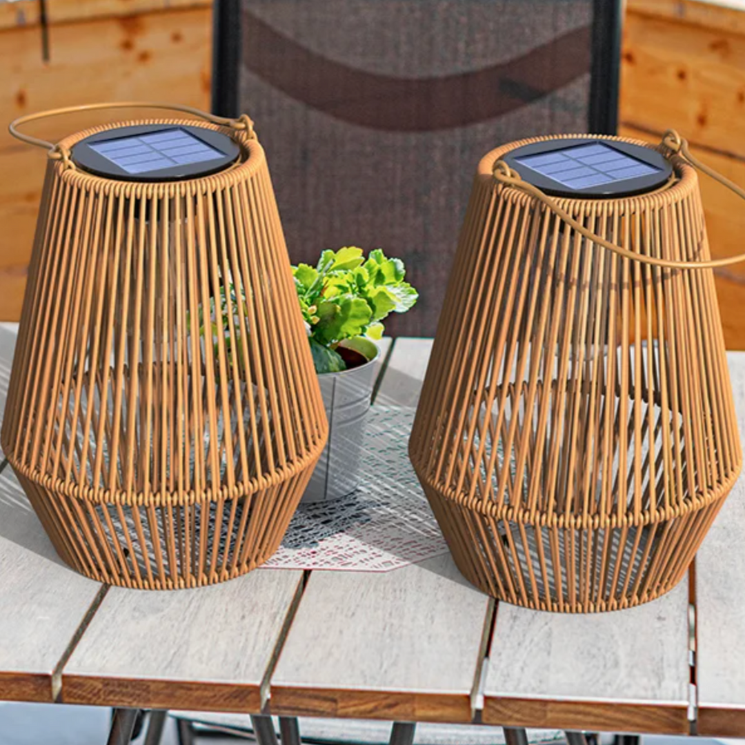 Solar Rattan Lantern Skanto