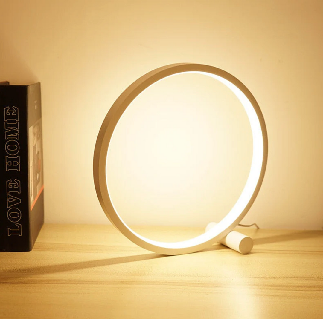Skanto | Frendorf - Minimalistisk bordlampe med berørings- og dimmefunksjon