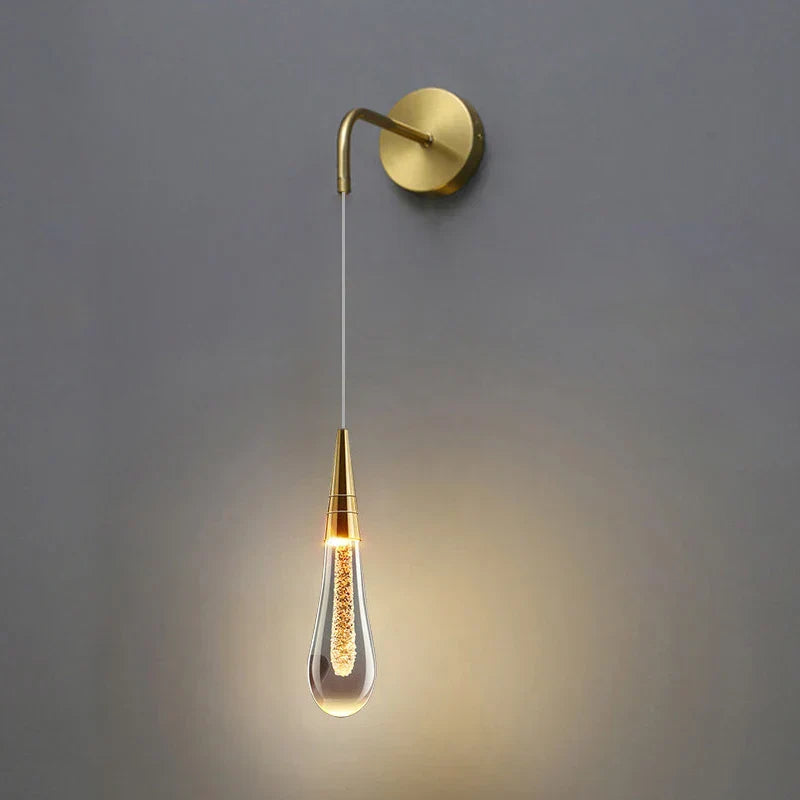 Skanto | CrystalDrop LED Dekorativ Belysning | Tidløst Design | Elegant Belysning for Hjemmet