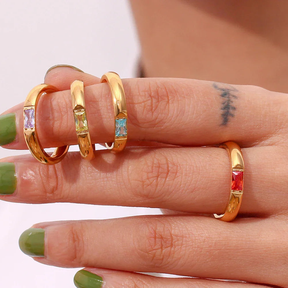 Skanto | 18k Baguette Cut Fødselsstein Ring