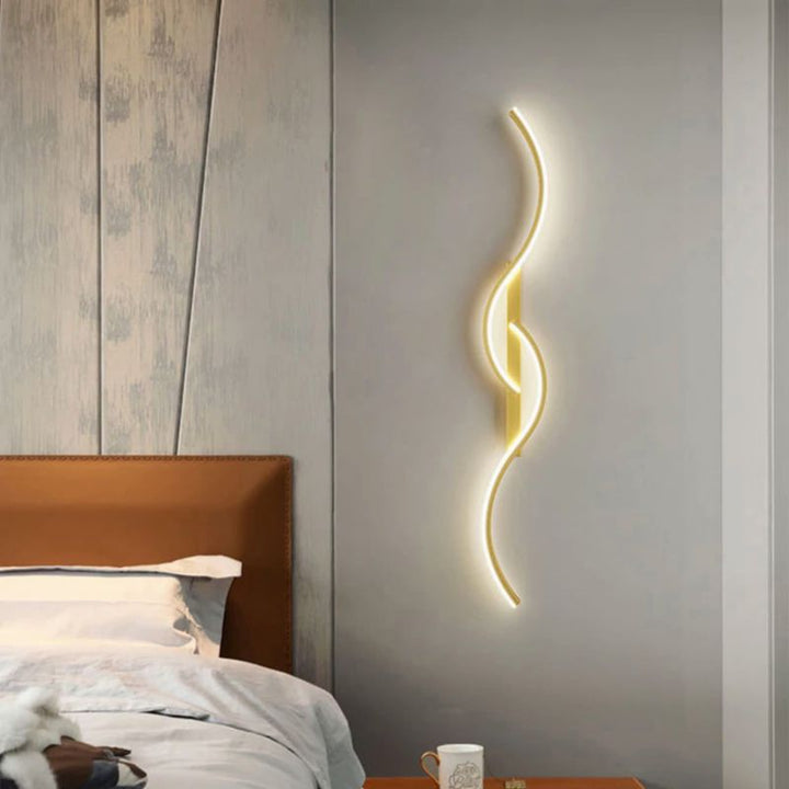 Skanto | Moderne LED Vegglampe – Kunstnerisk Kombinasjon av Former