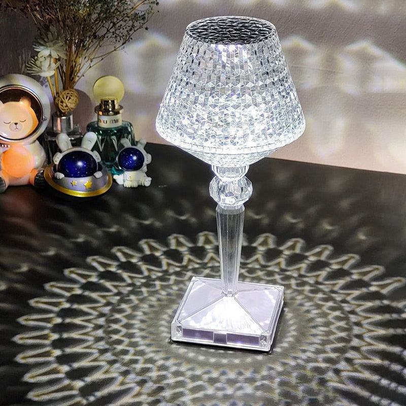 Skanto | Diamond Glow Oppladbar Krystall Bordlampe