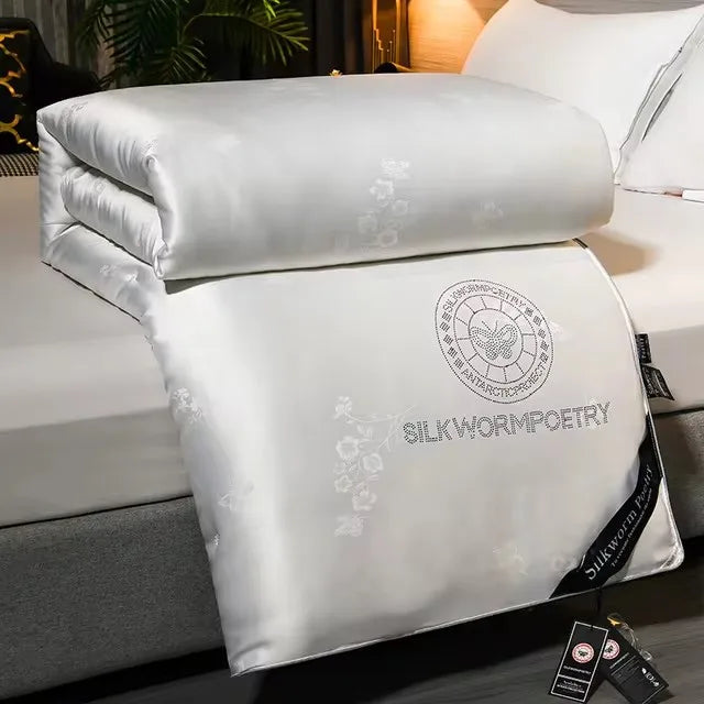 Skanto | Luksuriøst Vinter Dyne laget av 100% Mulberry Silke