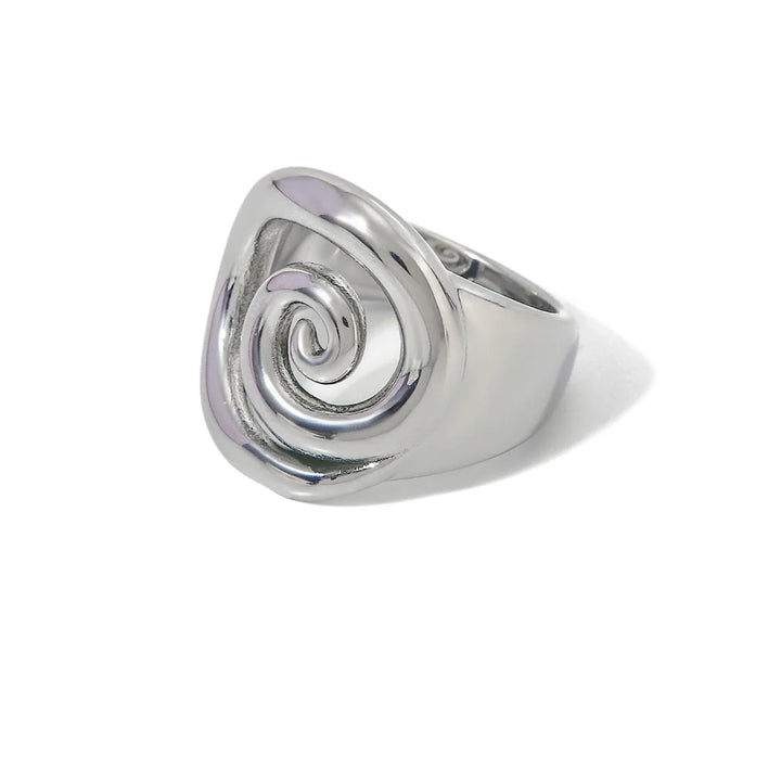 Skanto | 18k Spiral Statement Ring