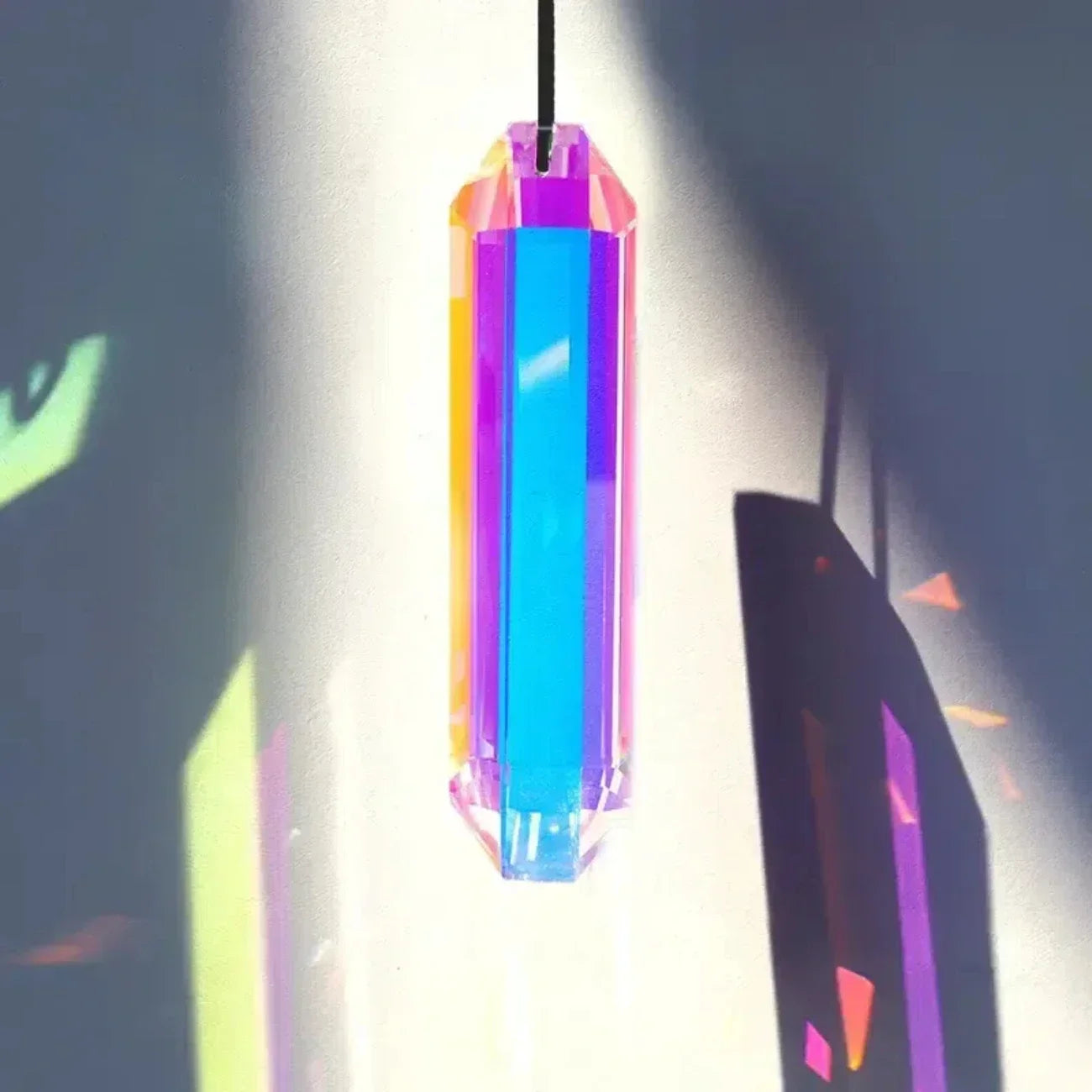Norvo | Lichtara Solfanger Krystal Halssmykke Sett | 2 Deler Regnbue Prisme for Vinduer & Hage | Dekorasjon for Hjem & Utendørs
