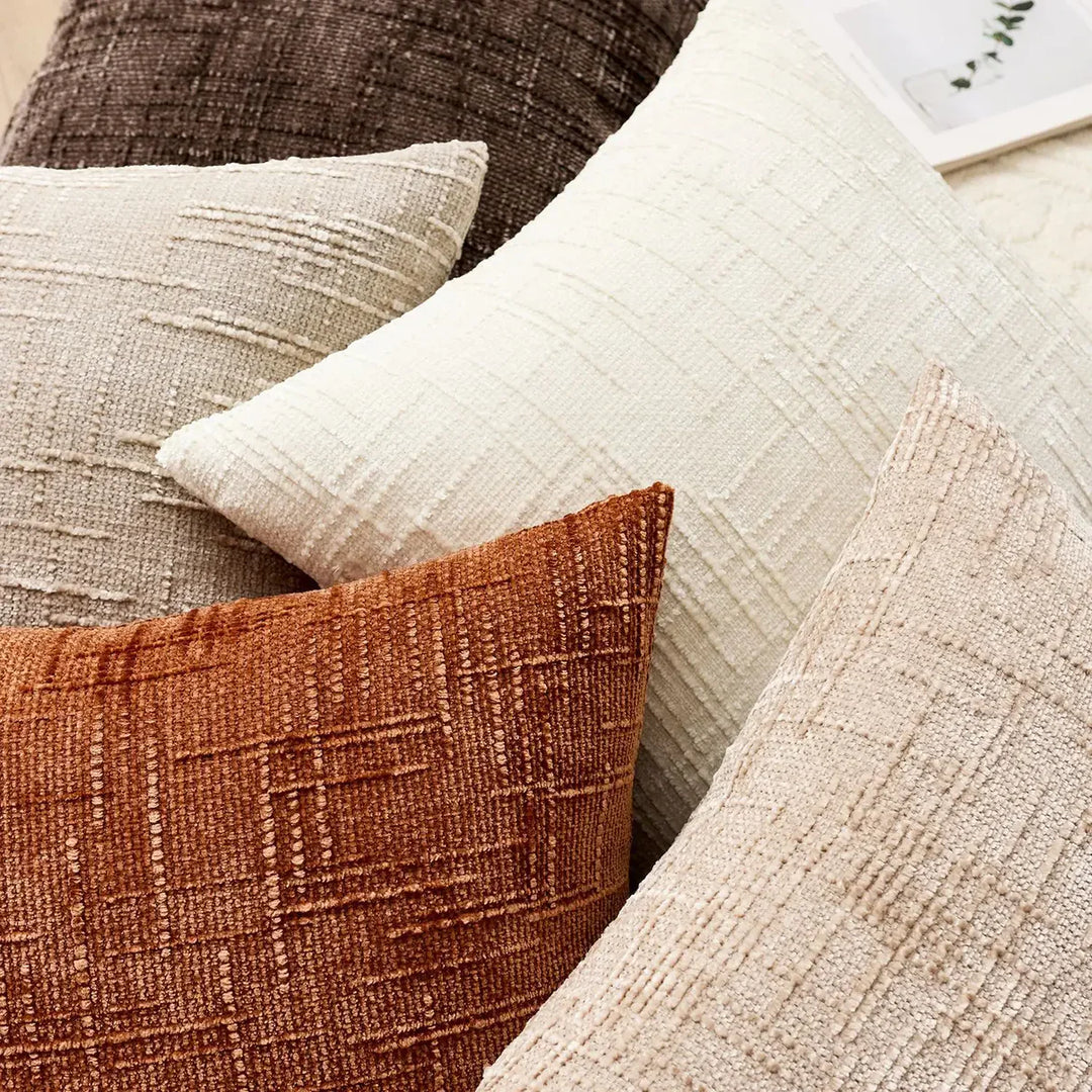 Chenille Sofa putevar – Myk ensfarget design | Elegant dekorasjon for stue & soverom | Skanto