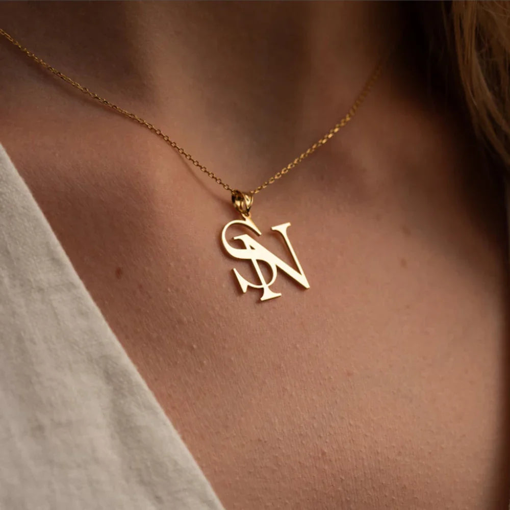 Skanto | Minimal personlig monogram halskjede