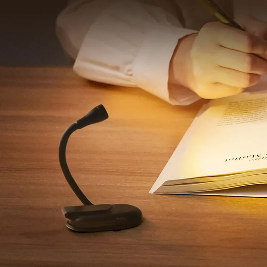 Norvo | Mini Boklys - Bærbart Klips-Lys med USB-lading, Dimmbar LED for Soverom, Øyevern og Camping - 360° Vri Klips Boklampe