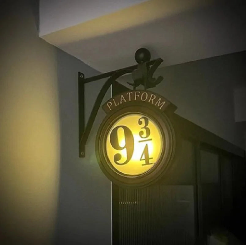 Skanto | Harry Potter 9 3/4 Figur Nattbord Lampe LED Magiske Vegglamper Plattform Hogwarts 3D Lampe Harrys Rom Dekorasjon Barne Bursdagsgave