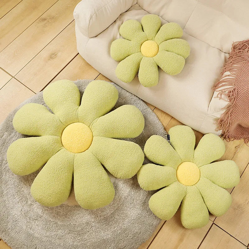 Boucle Plush Flower Cushion | Skanto