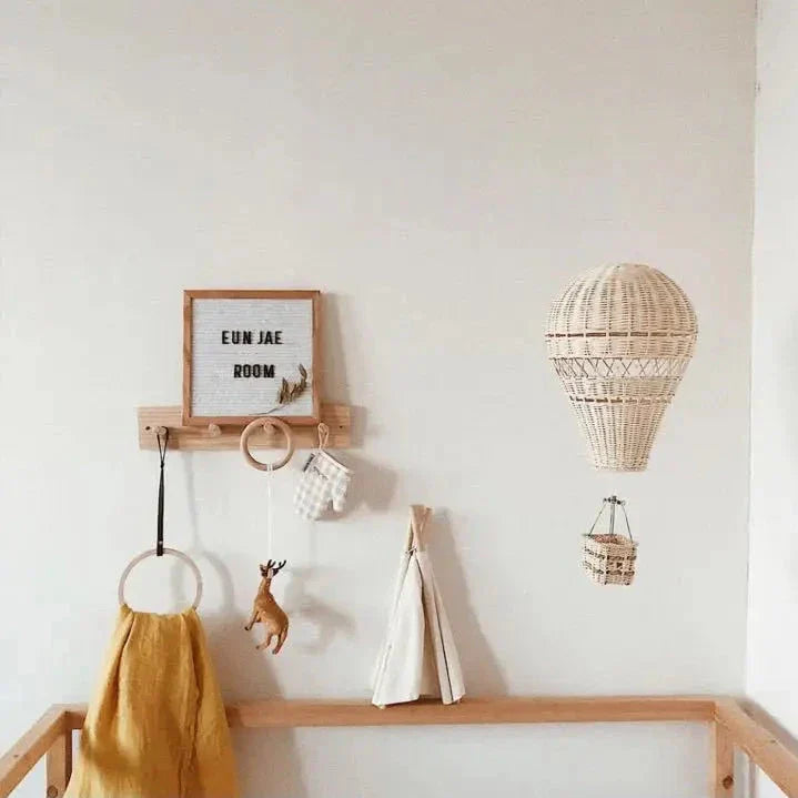 Skanto | Håndlaget Rattan Vevd Ballong Mobil Ornament