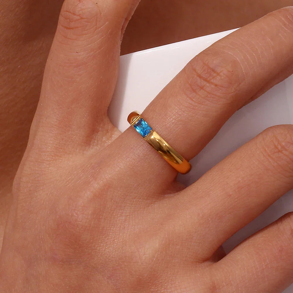 Skanto | 18k Baguette Cut Fødselsstein Ring