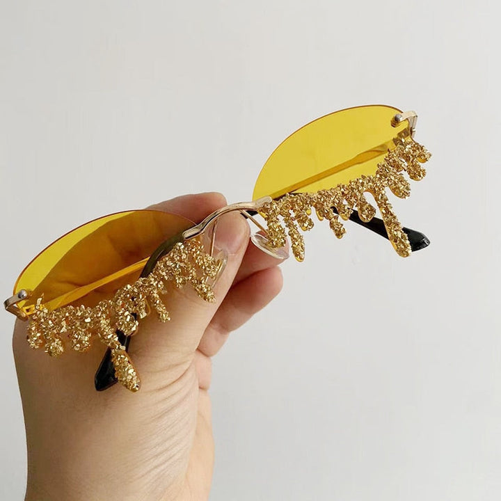 Cry me a Glitter' Sunglasses | Let the festival season begin! | Skanto