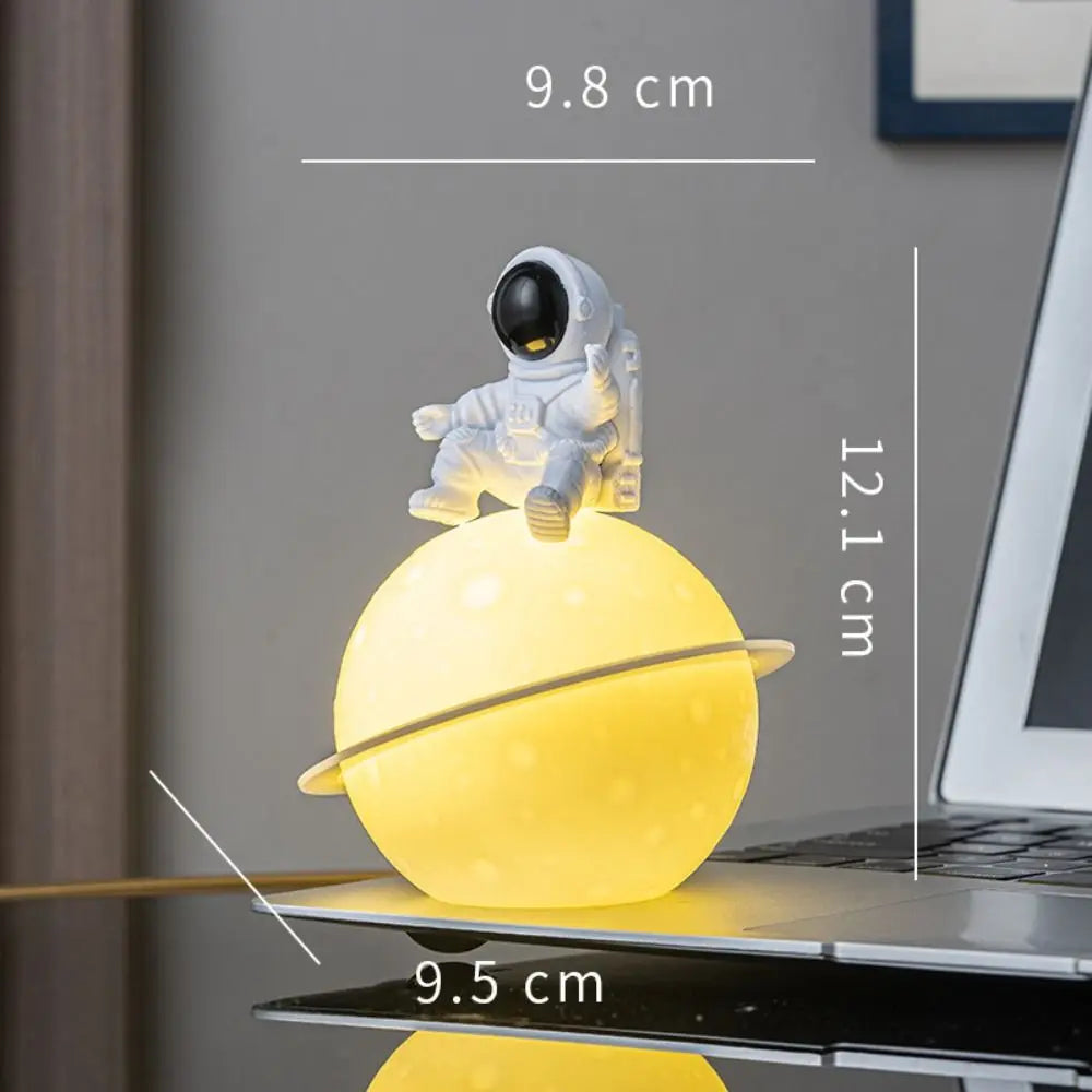 Kosmisk LED Skrivebordslampe